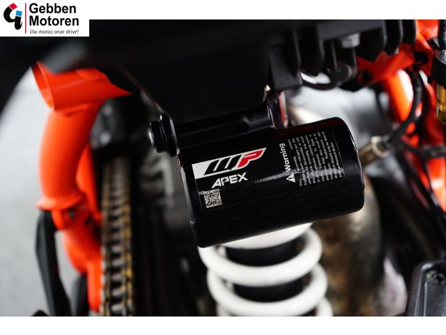 ktm - 1290-super-duke-r