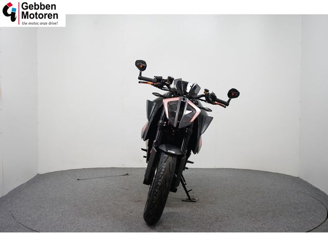 ktm - 1290-super-duke-r