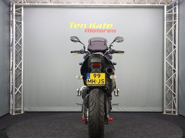 triumph - tiger-1050