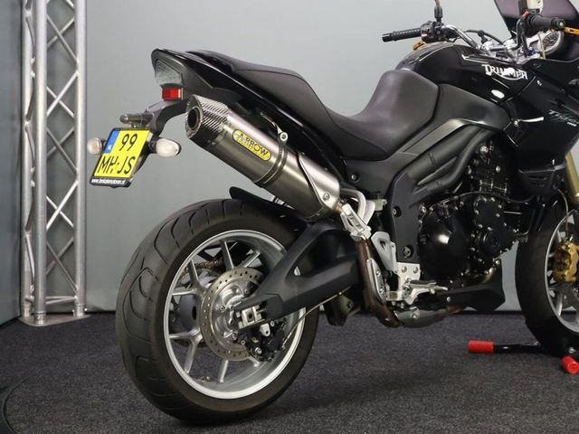 triumph - tiger-1050