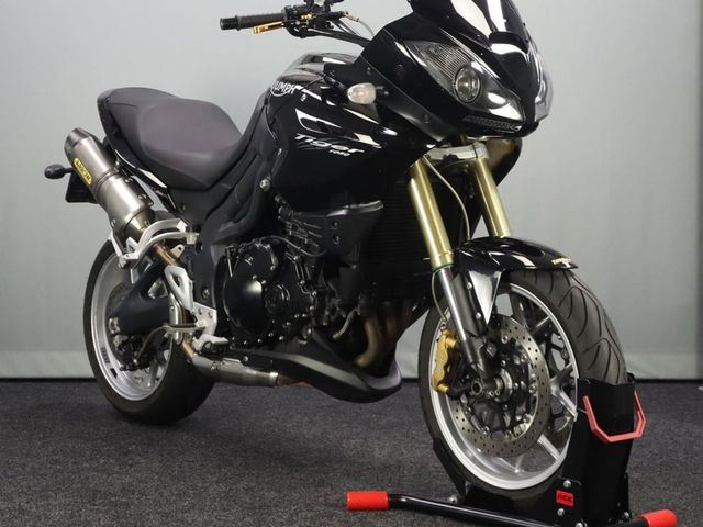 triumph - tiger-1050