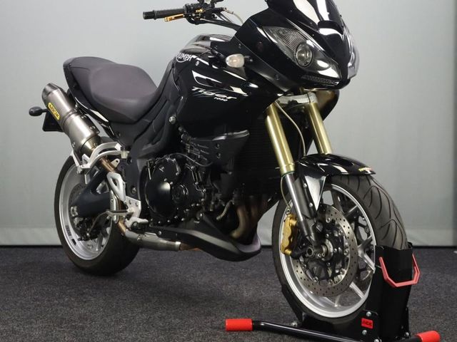 triumph - tiger-1050