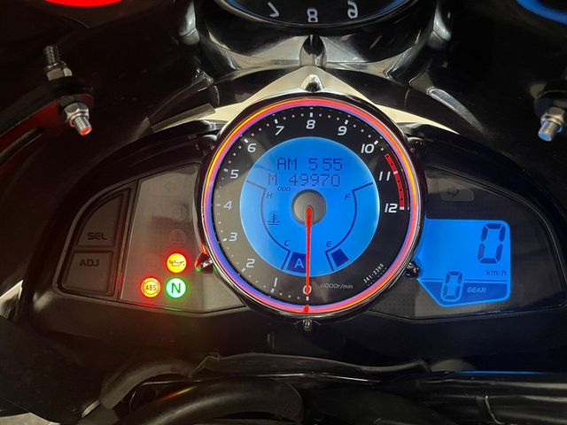 suzuki - b-king-1300