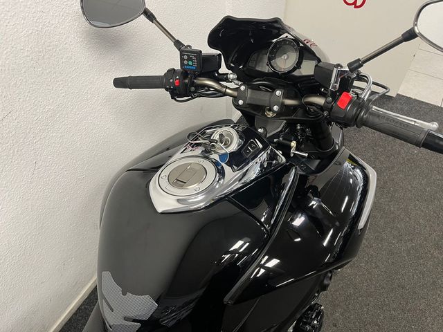 suzuki - b-king-1300
