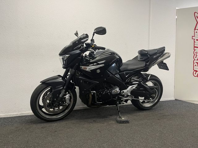 suzuki - b-king-1300