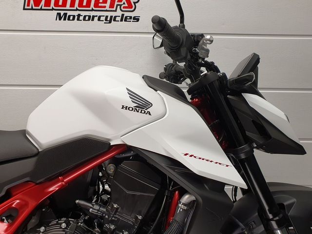 honda - cb-750-hornet