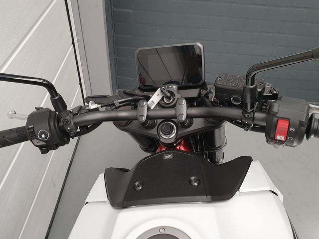 honda - cb-750-hornet