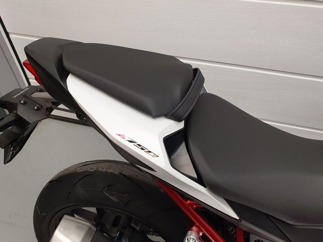 honda - cb-750-hornet