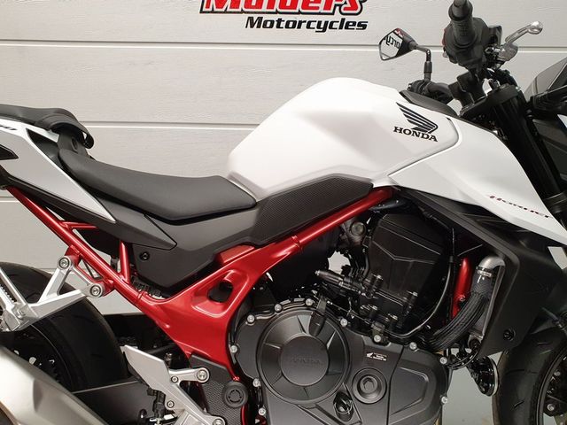 honda - cb-750-hornet