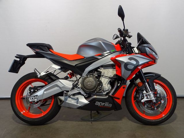 aprilia - tuono-660