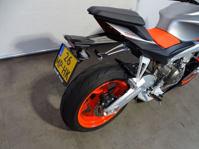 aprilia - tuono-660