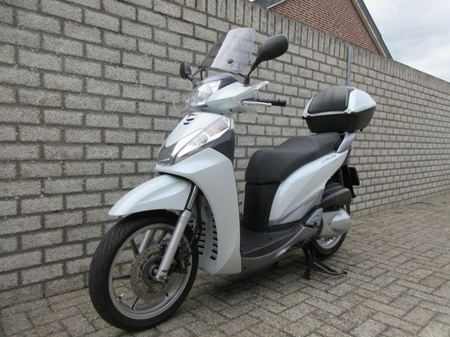 honda - sh-300i---abs