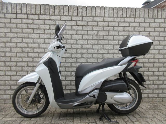honda - sh-300i---abs