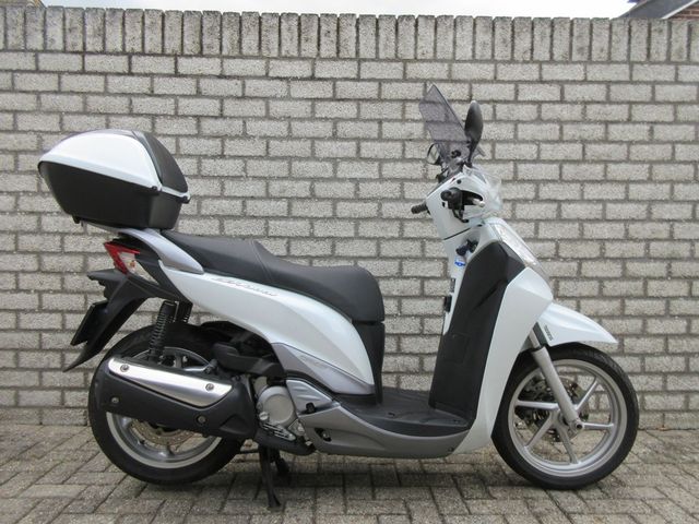 honda - sh-300i---abs