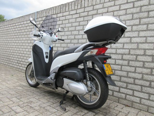 honda - sh-300i---abs