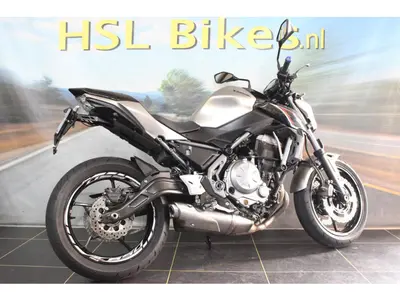 KAWASAKI Z650 – foto 4