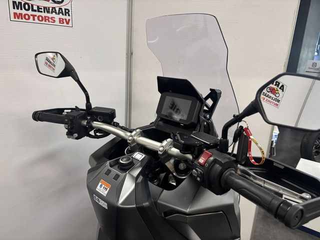honda - x-adv