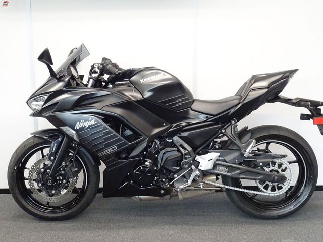 kawasaki - ninja-650