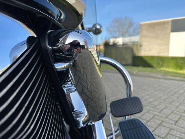 suzuki - vl-1500-lc-intruder