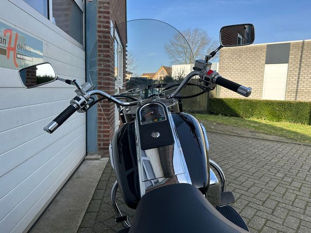 suzuki - vl-1500-lc-intruder