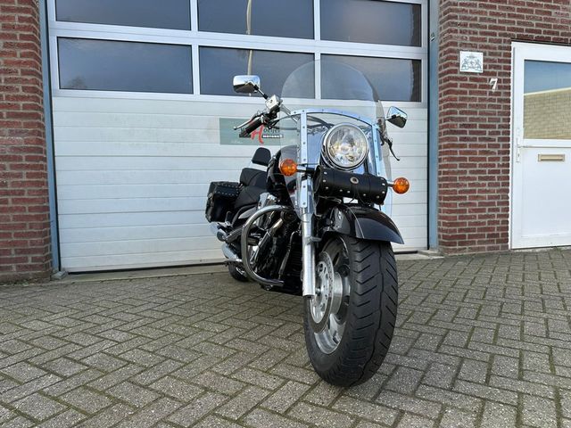 suzuki - vl-1500-lc-intruder