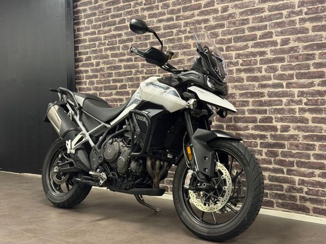 triumph - tiger-900-gt-pro