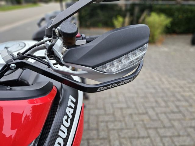 ducati - multistrada-1260-pikes-peak