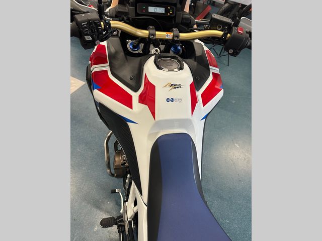 honda - crf-1100-l-africa-twin-adventure-sports