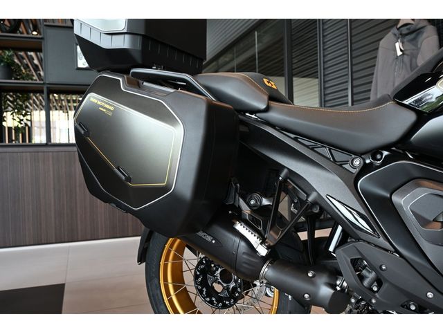 bmw - bmw-r-1300-gs-aurum-edition