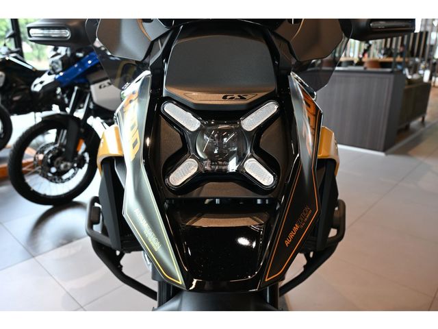 bmw - bmw-r-1300-gs-aurum-edition