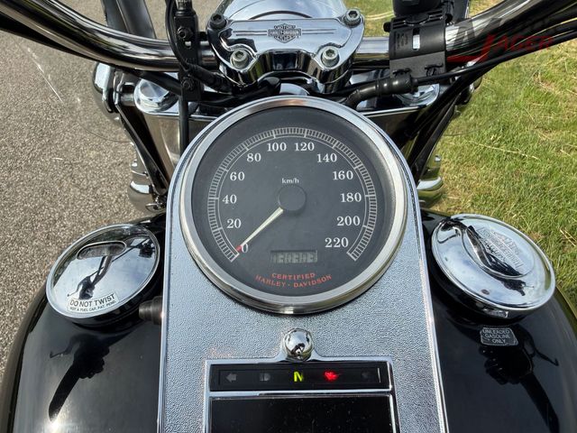 harley-davidson - heritage-softail-classic-flstc