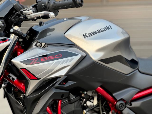 kawasaki - z650-abs
