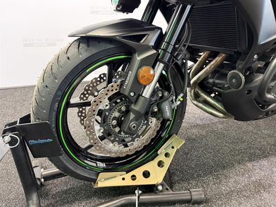 KAWASAKI VERSYS 650 GRAND TOURER – foto 4