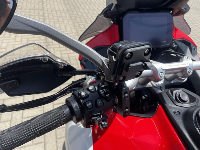 ducati - multistrada-v4-pikes-peak