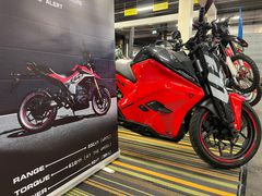Ultraviolette F77 Superstreet Recon 2025 occasion – foto 13 van 15