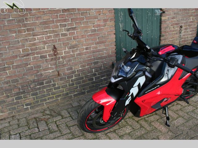 ULTRAVIOLETTE - f-77-superstreet