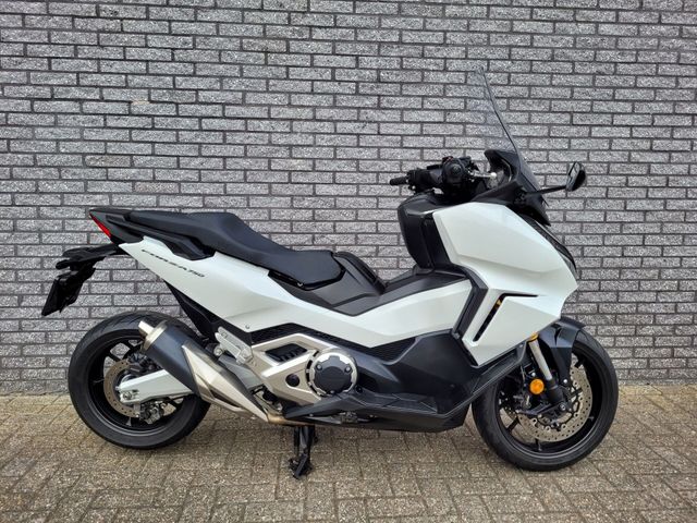 honda - nss-750-forza