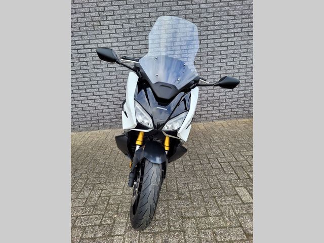honda - nss-750-forza