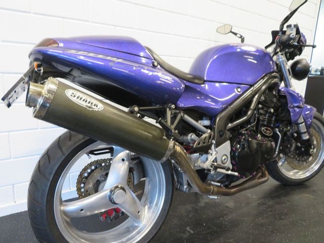 triumph - speed-triple