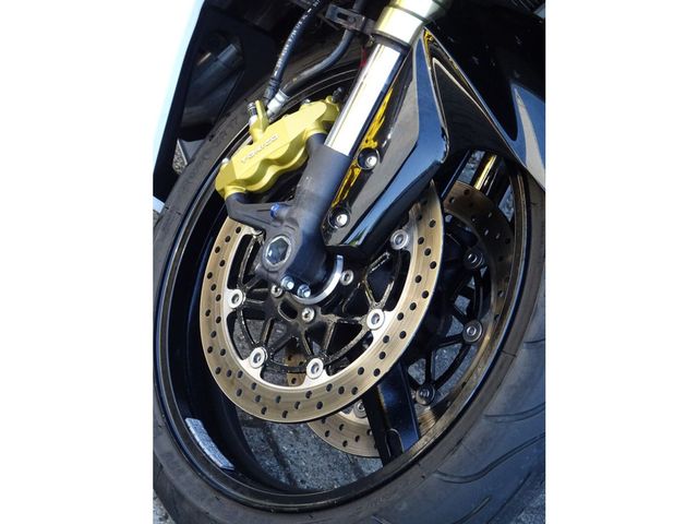 suzuki - gsx-r-600