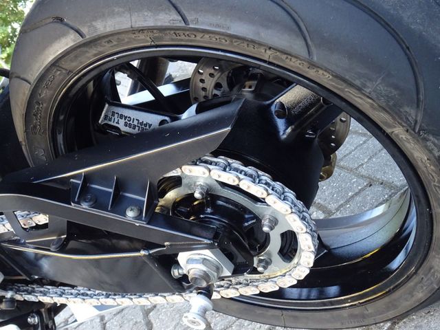 suzuki - gsx-r-600