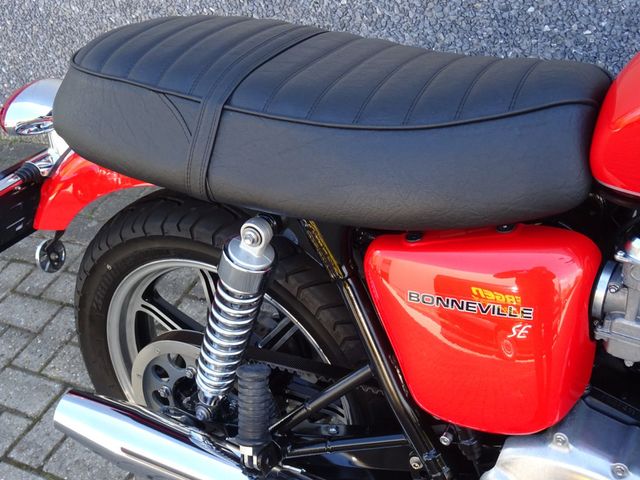 triumph - bonneville-se