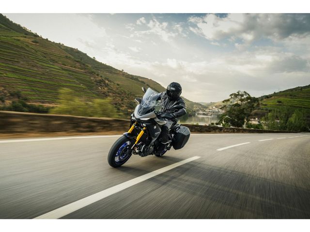 yamaha - tracer-7-gt-y-amt