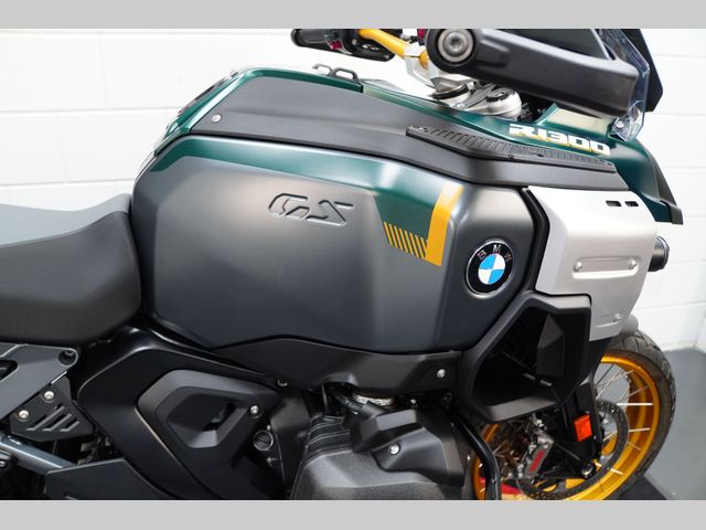 bmw - r-1300-gs-adventure-karakorum