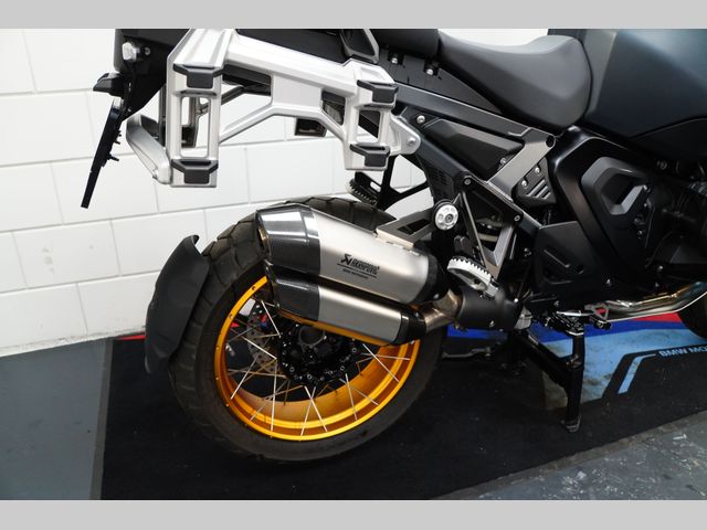 bmw - r-1300-gs-adventure-karakorum