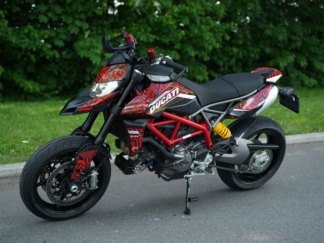ducati - hypermotard-950