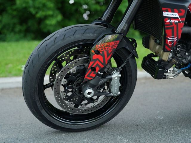 ducati - hypermotard-950