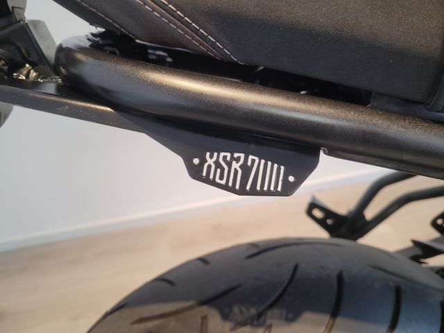 yamaha - xsr-700-abs