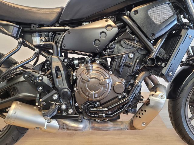 yamaha - xsr-700-abs