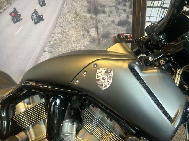 harley-davidson - v-rod-muscle-vrscf